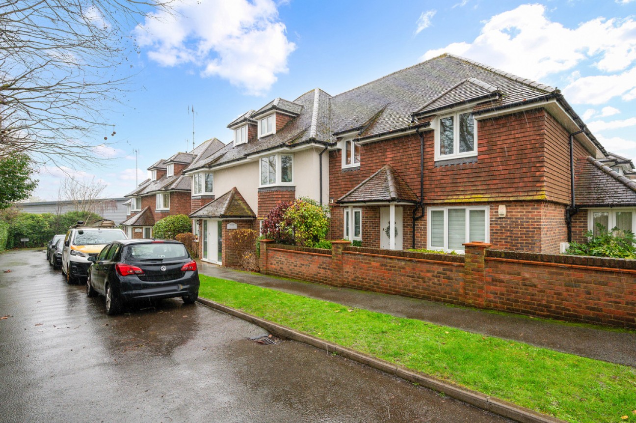 Ashurst Close, Leatherhead
