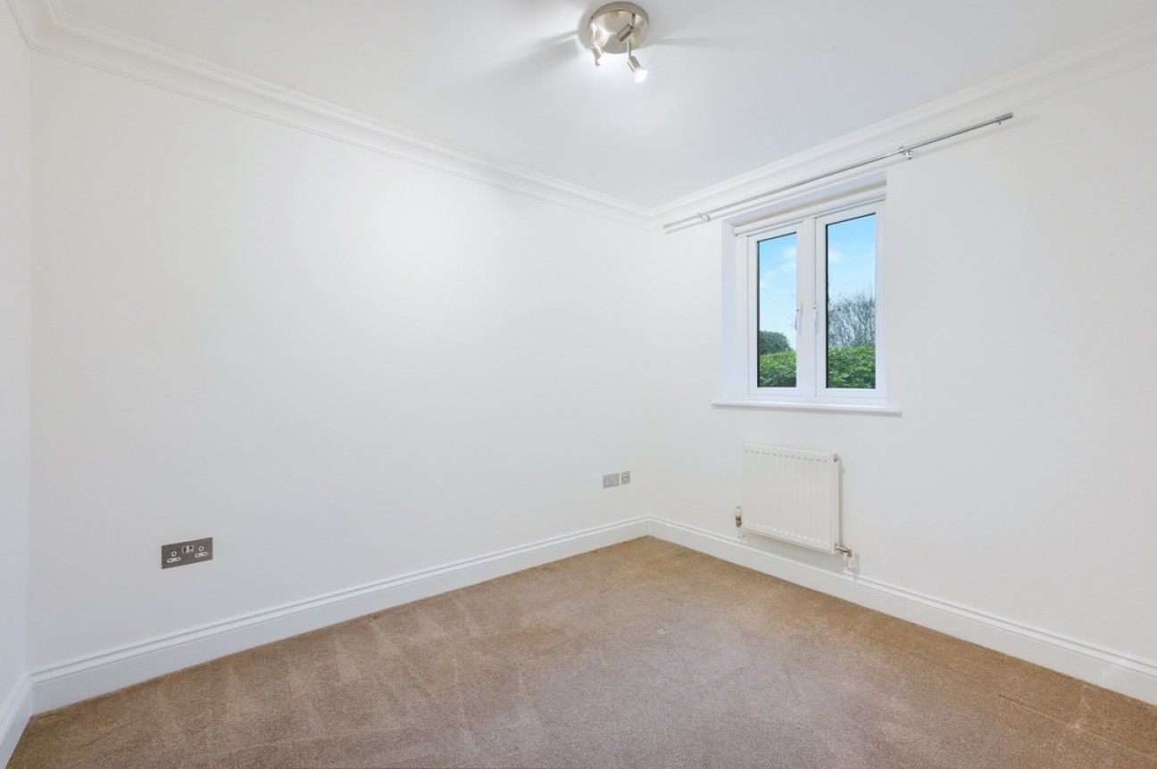 Ashurst Close, Leatherhead