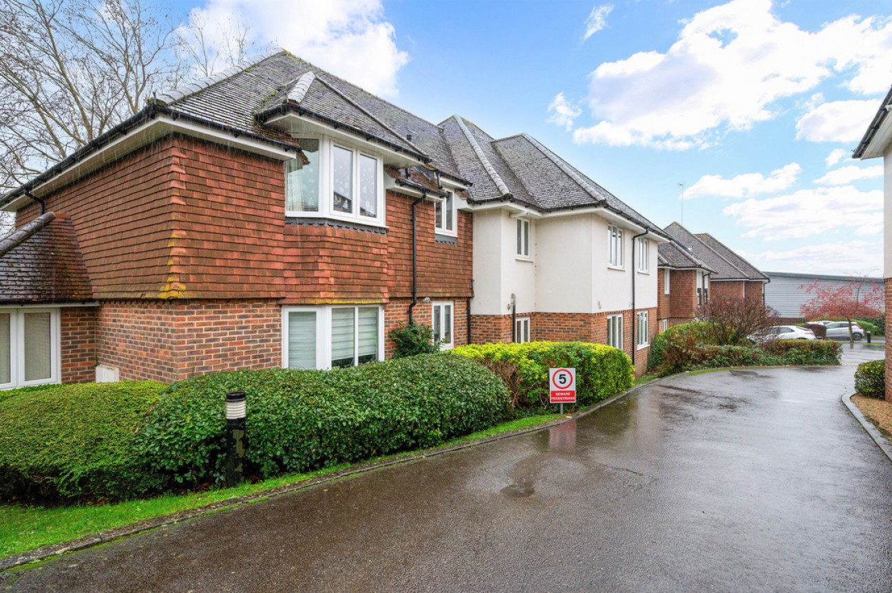 Ashurst Close, Leatherhead
