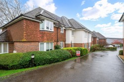 Ashurst Close, Leatherhead
