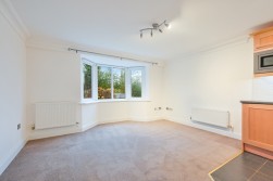 Ashurst Close, Leatherhead