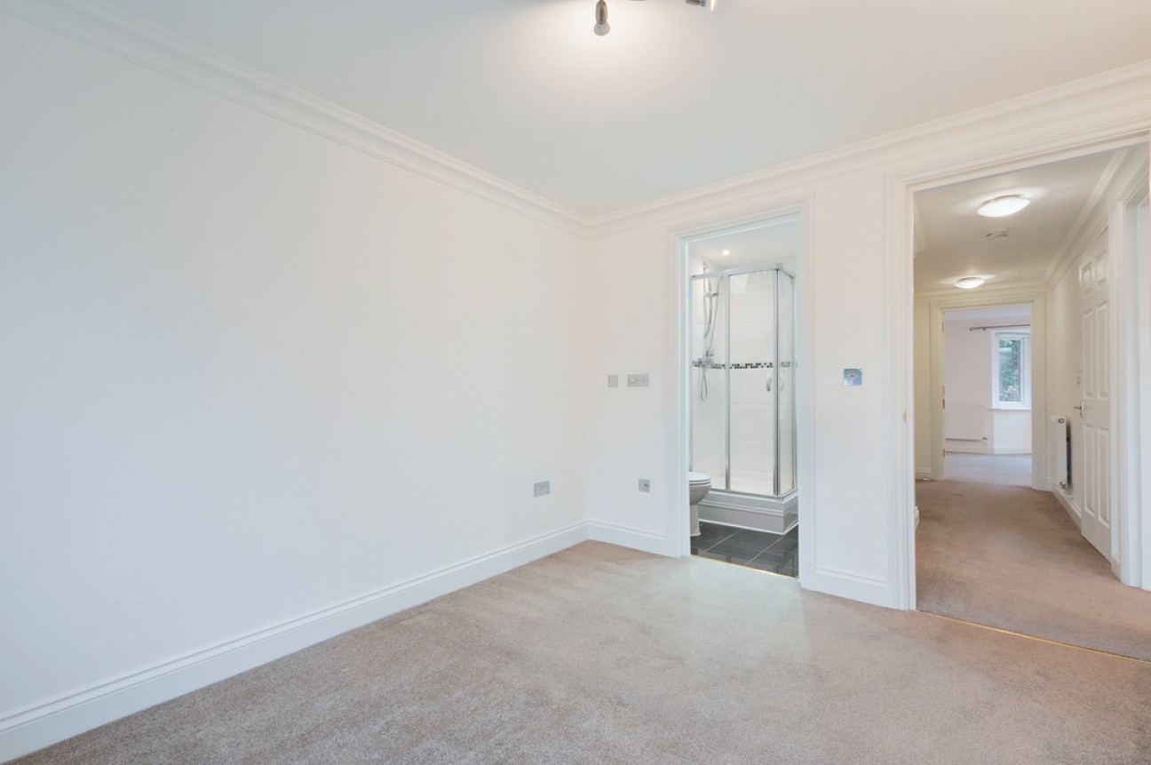 Ashurst Close, Leatherhead