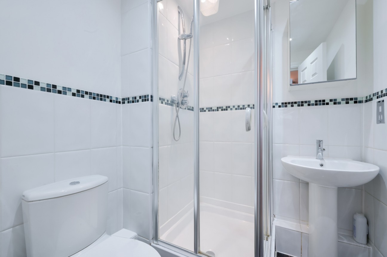 Ashurst Close, Leatherhead