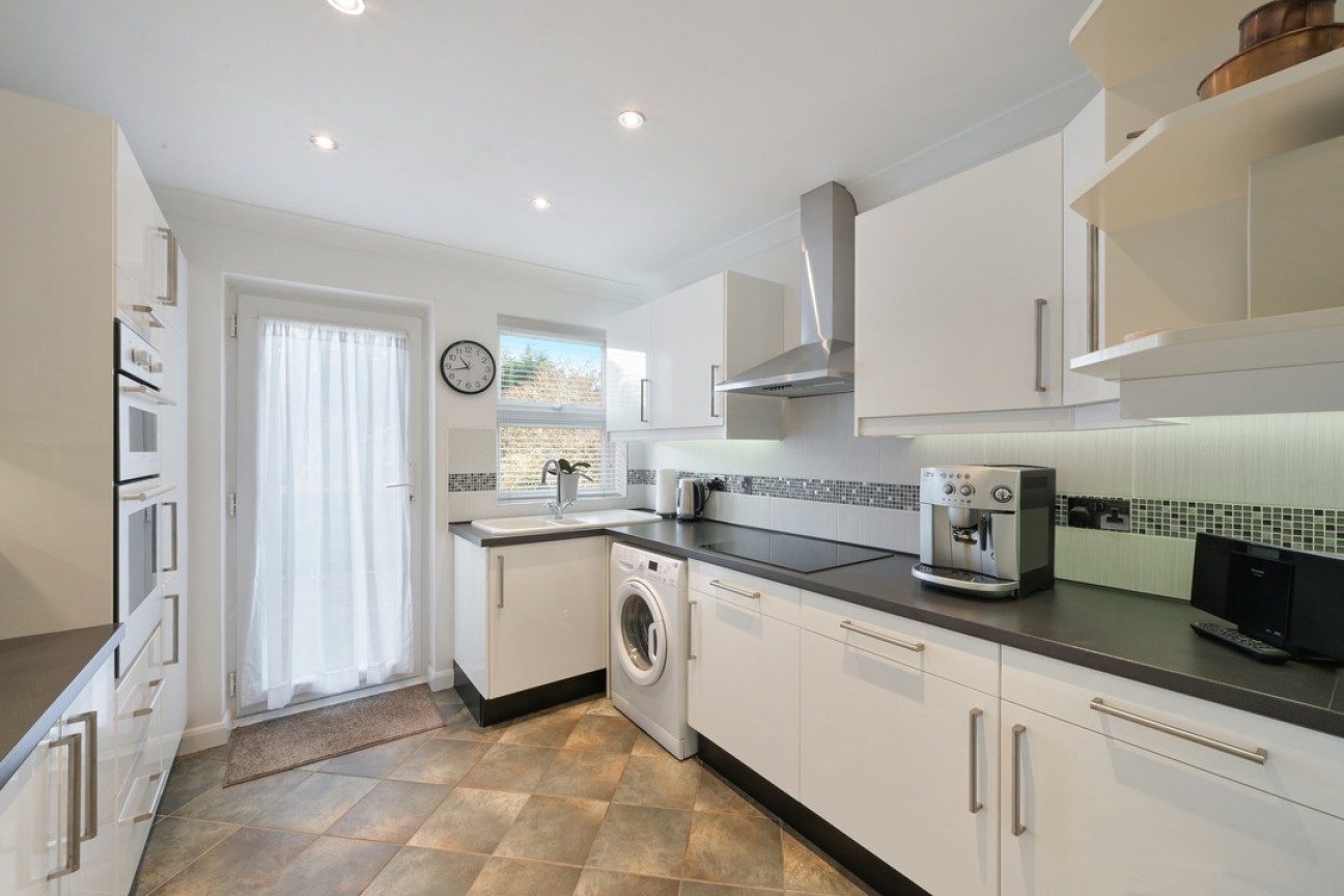 Cressal Mead, Leatherhead