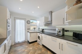 Cressal Mead, Leatherhead