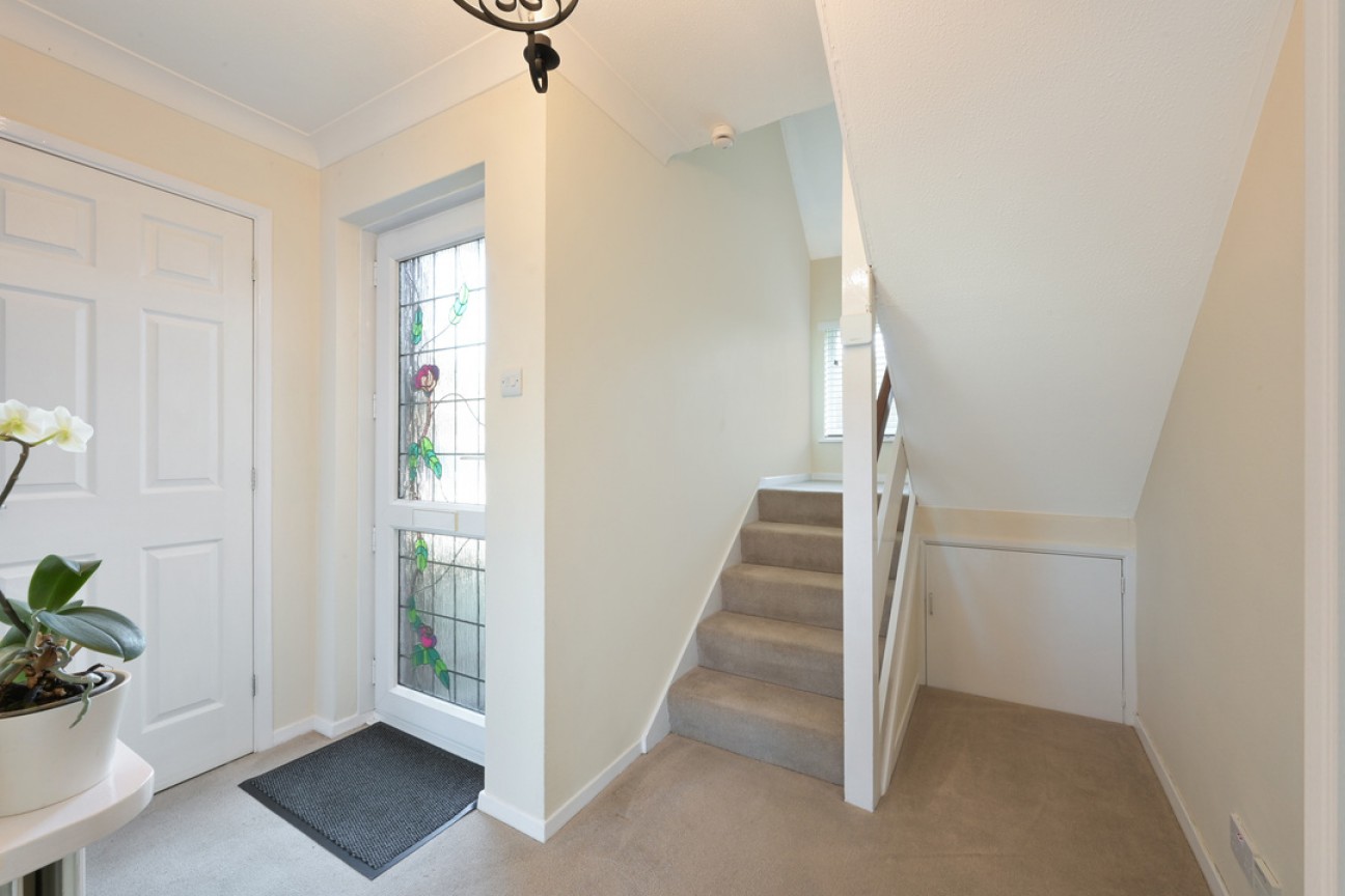 Cressal Mead, Leatherhead