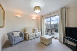 Cressal Mead, Leatherhead