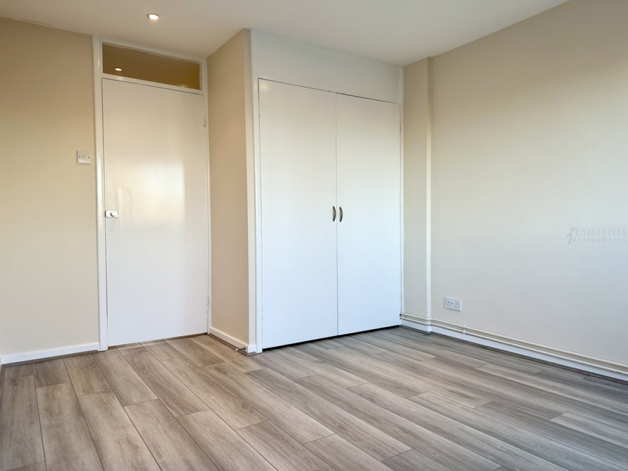 Chichester Court, Chessington Road