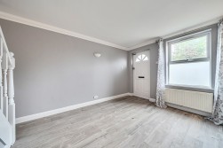 Kingston Road, Leatherhead