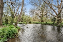 Bridge Street, Leatherhead