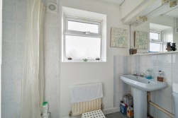 Teazlewood Park, Leatherhead