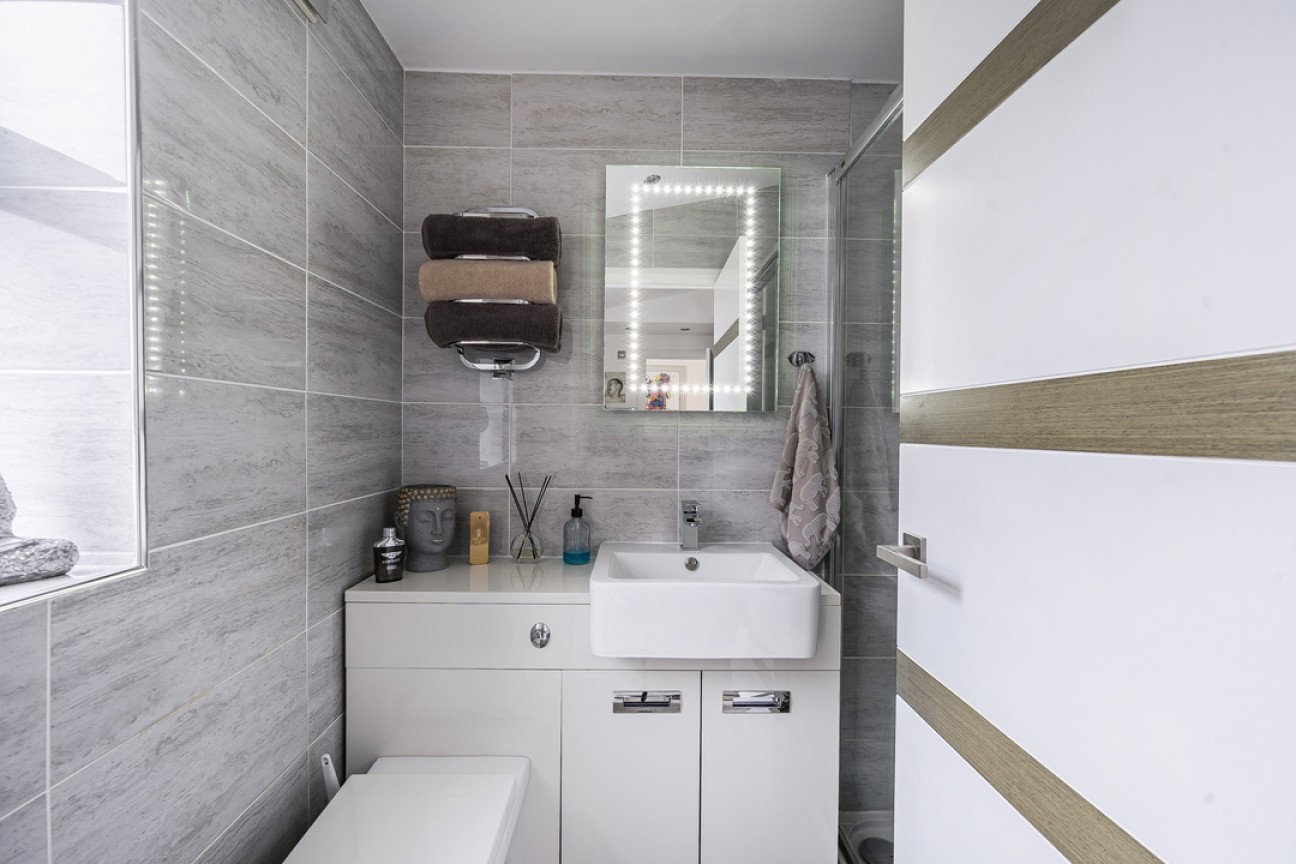 Barnett Close, Leatherhead