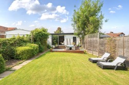 Warenne Road, Fetcham