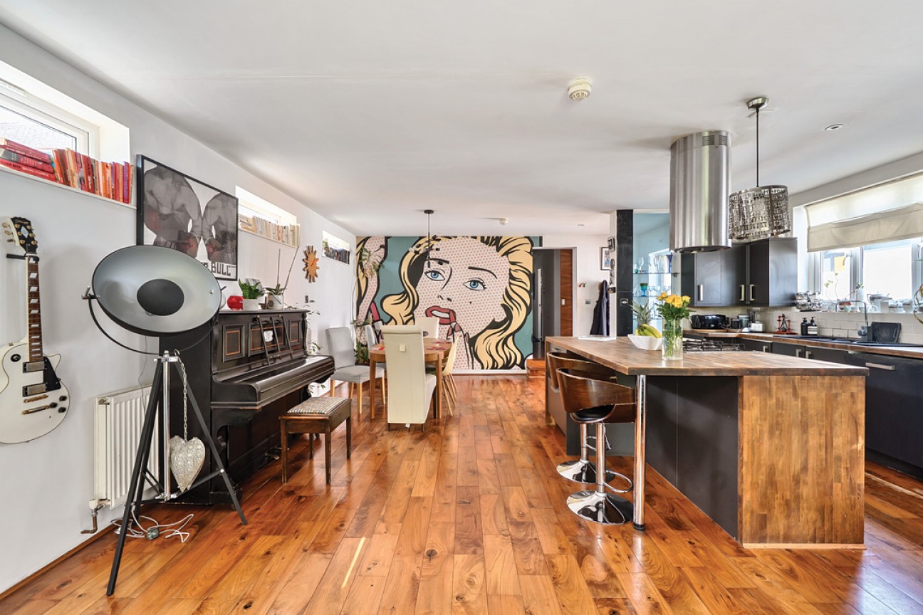 Warenne Road, Fetcham