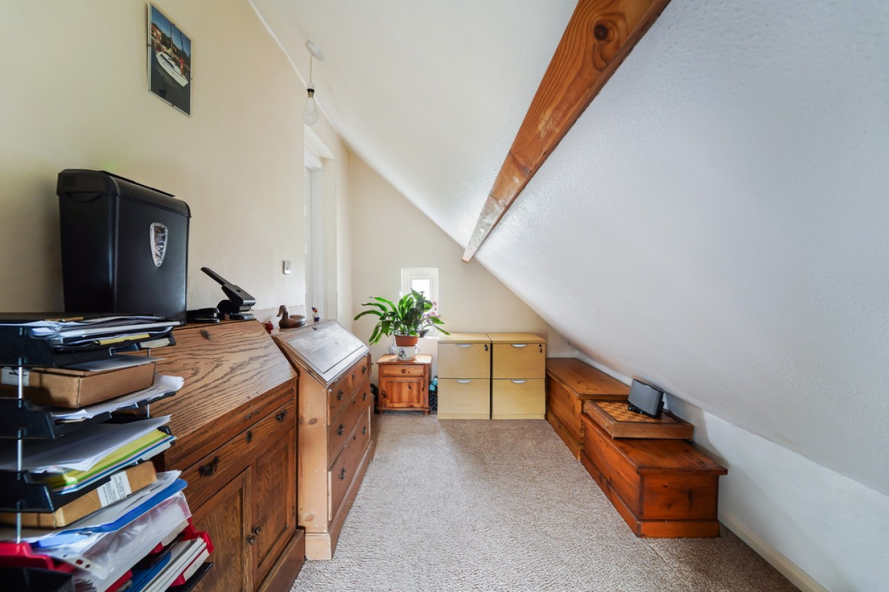 Woodlands Avenue, New Malden