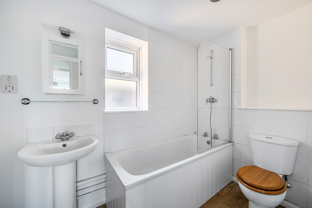 Eastwick Park Avenue