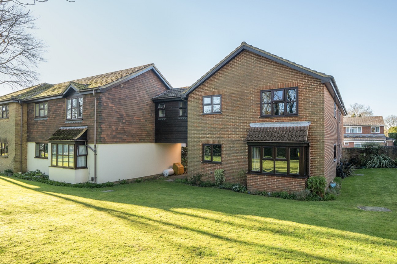 Eastwick Park Avenue