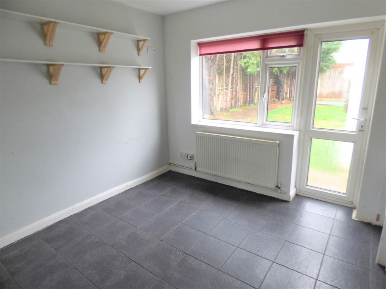 Randalls Crescent, Leatherhead