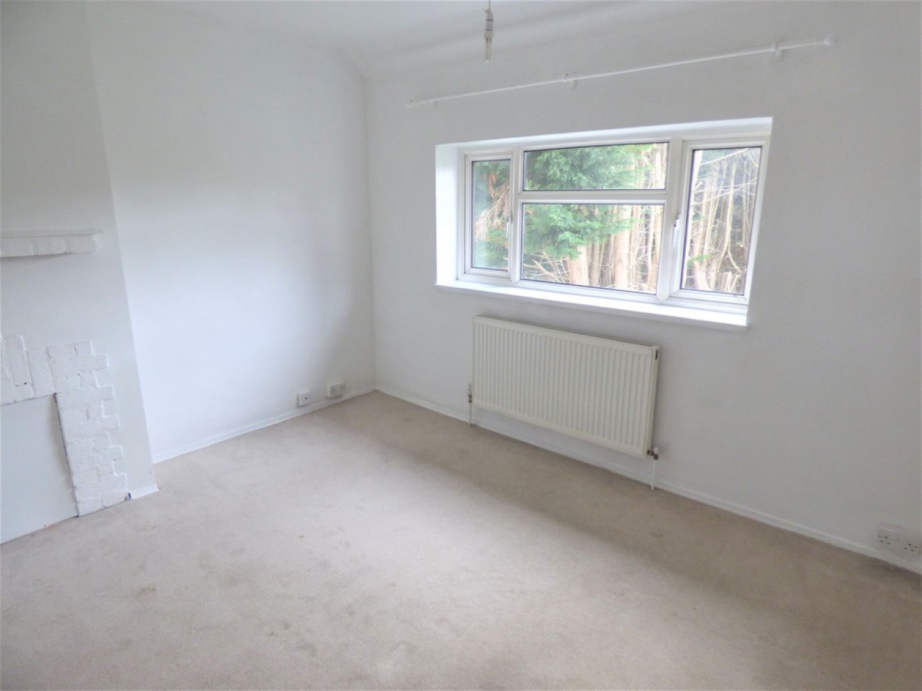 Randalls Crescent, Leatherhead