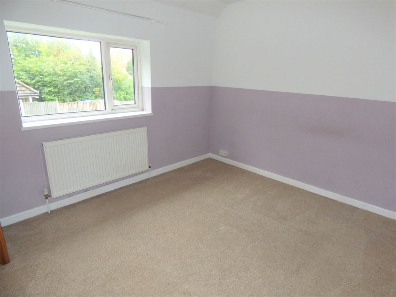 Randalls Crescent, Leatherhead