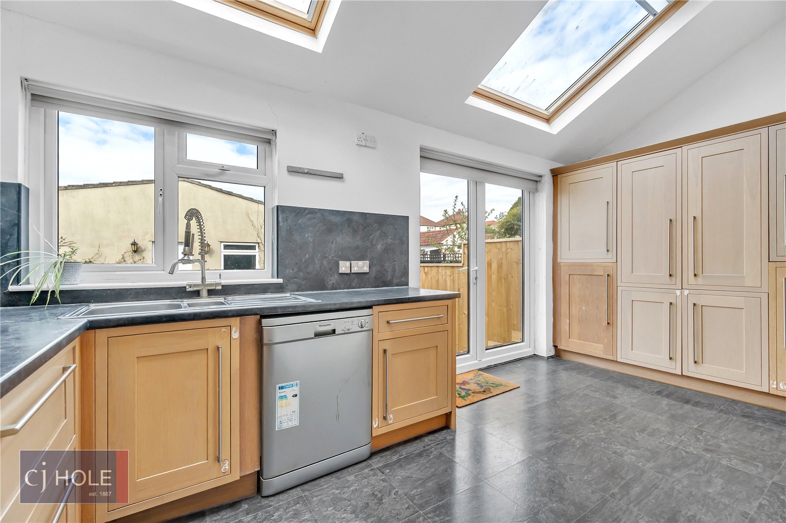 4 bedroom House to let in Horfield, Bristol