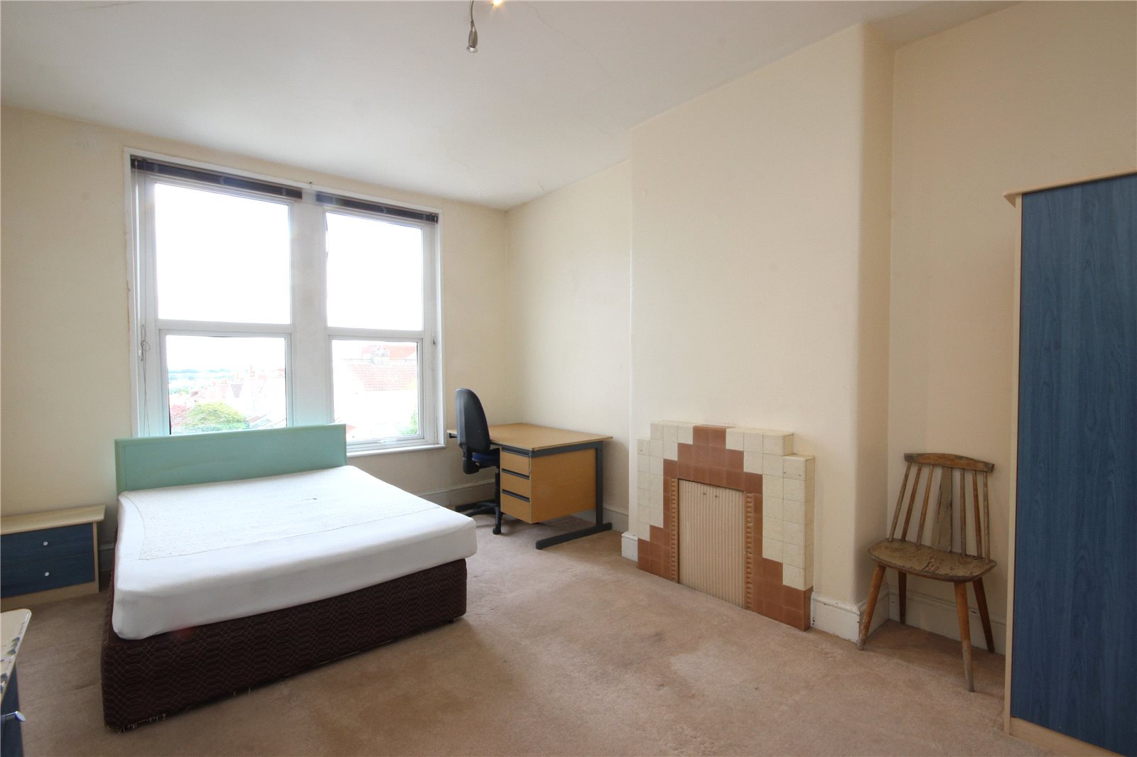 8 bedroom House to let in Horfield, Bristol