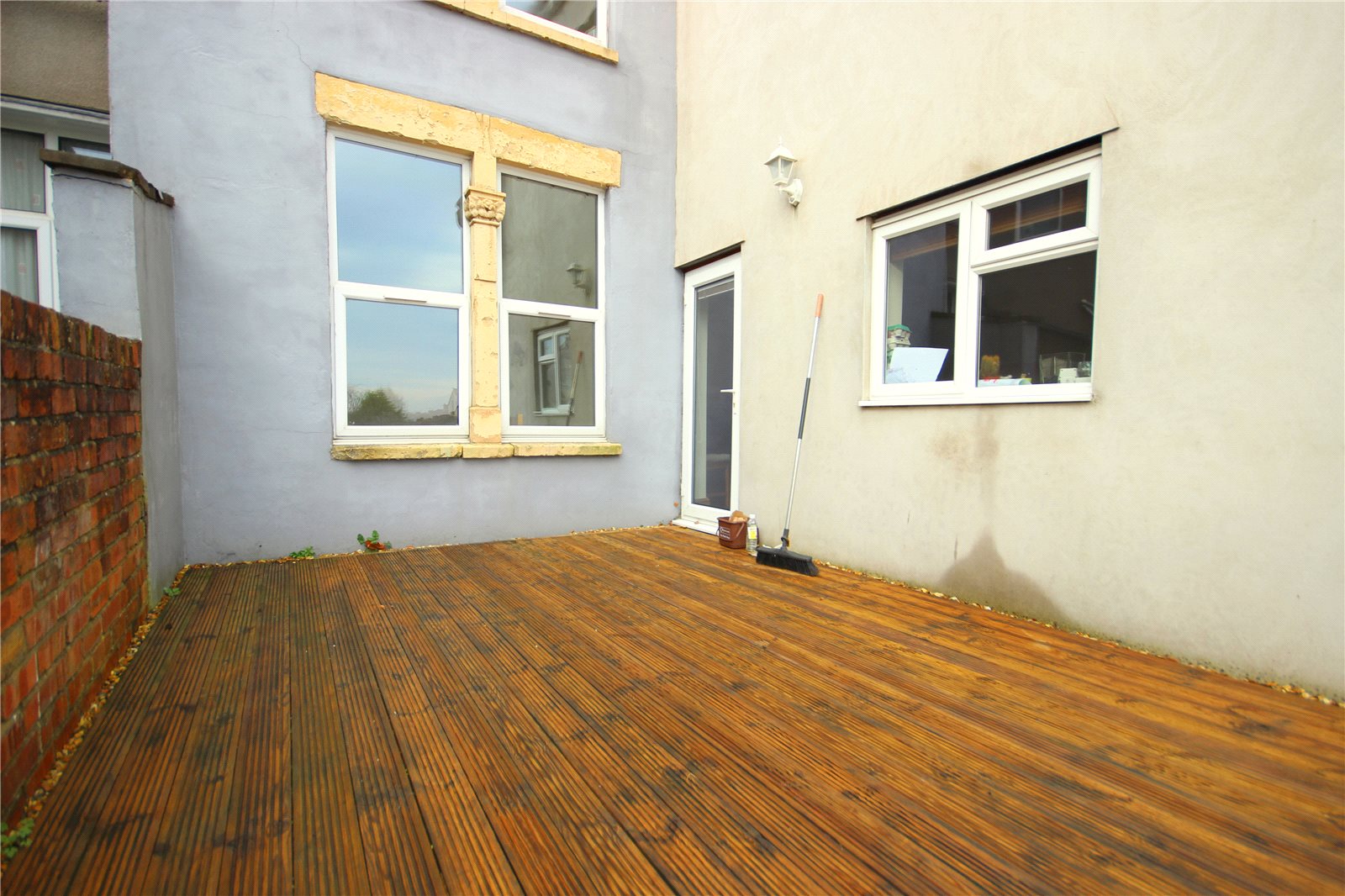 8 bedroom House to let in Horfield, Bristol