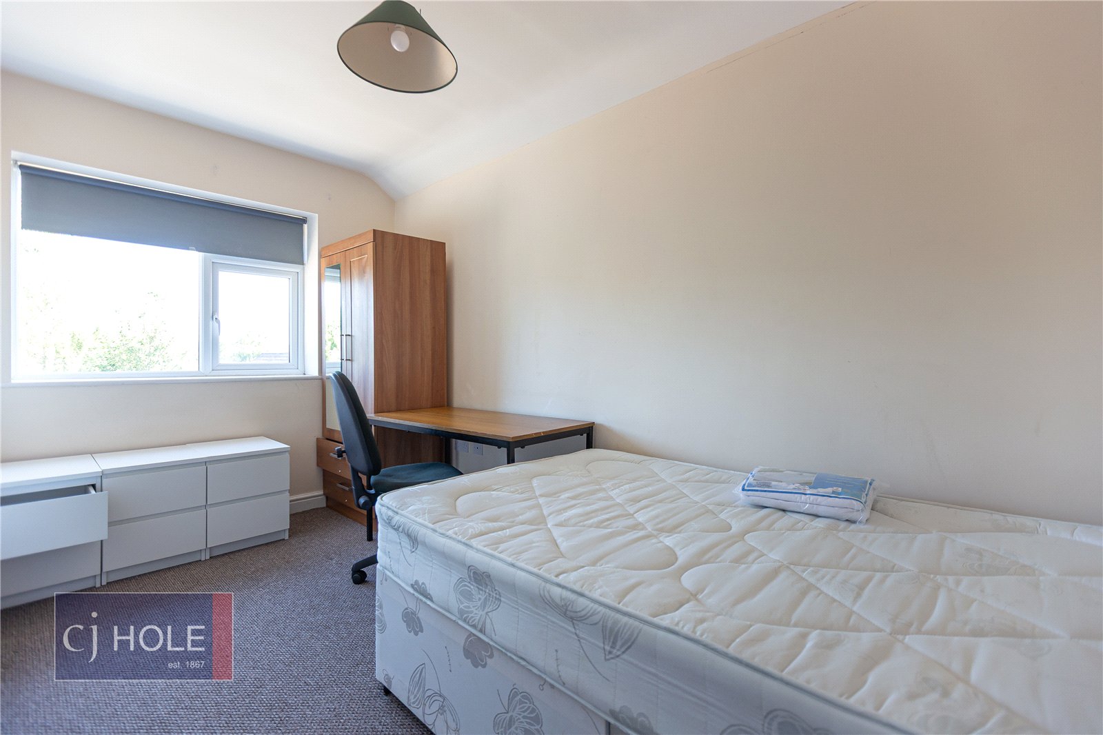 4 bedroom House to let in Horfield, Bristol