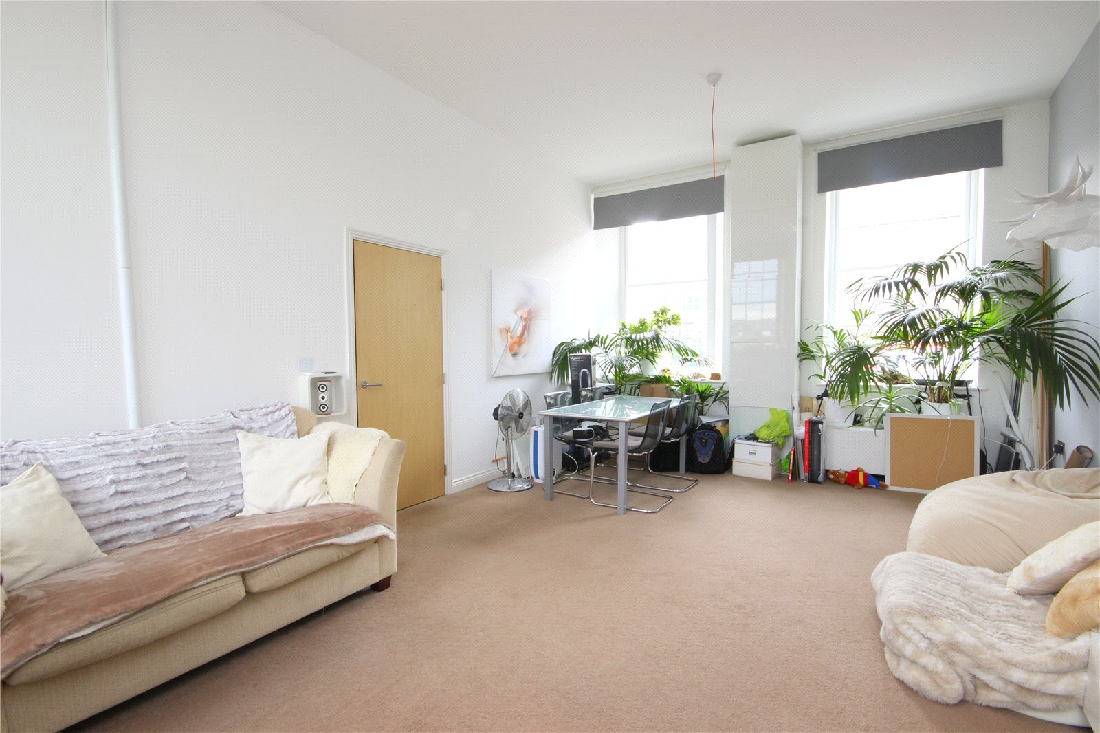 2 bedroom Flat to let in Bristol
