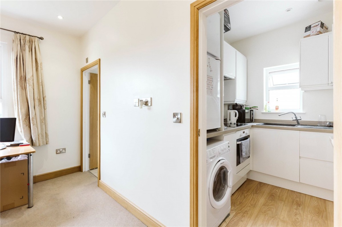 St. Andrews, Bristol