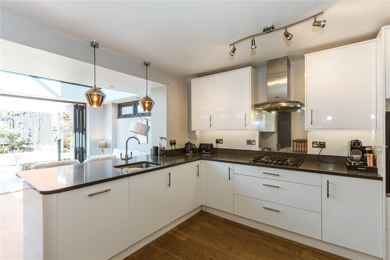 5 bedroom House to let in Horfield, Bristol