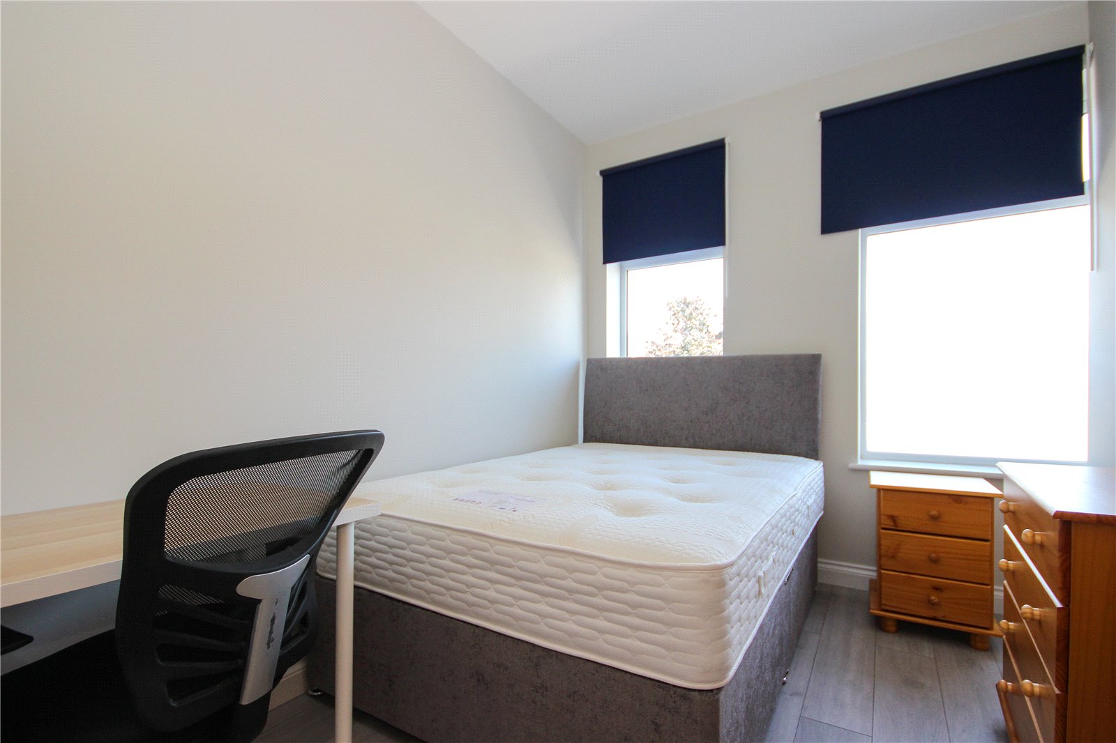 6 bedroom House to let in Horfield, Bristol