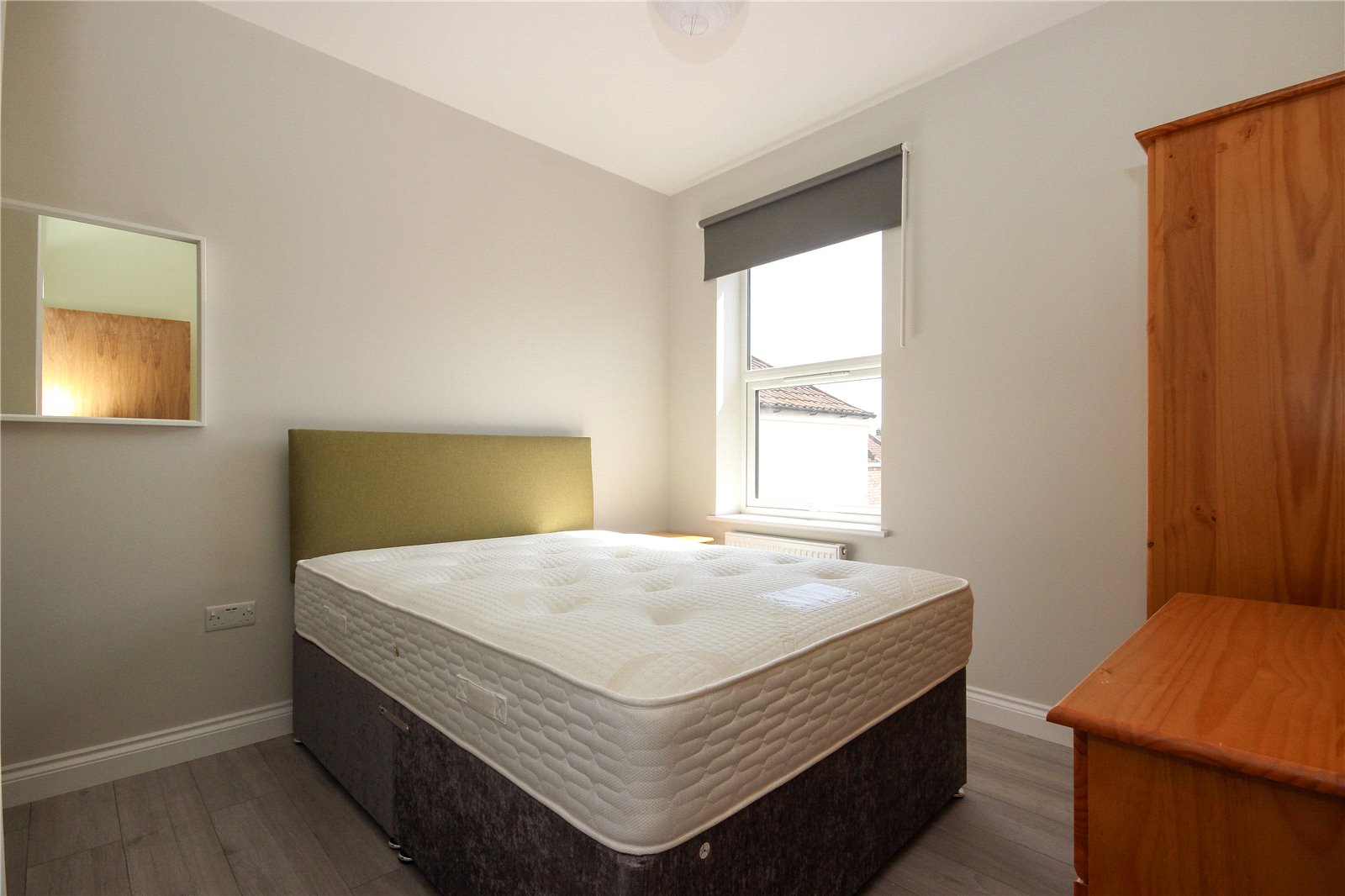 6 bedroom House to let in Horfield, Bristol