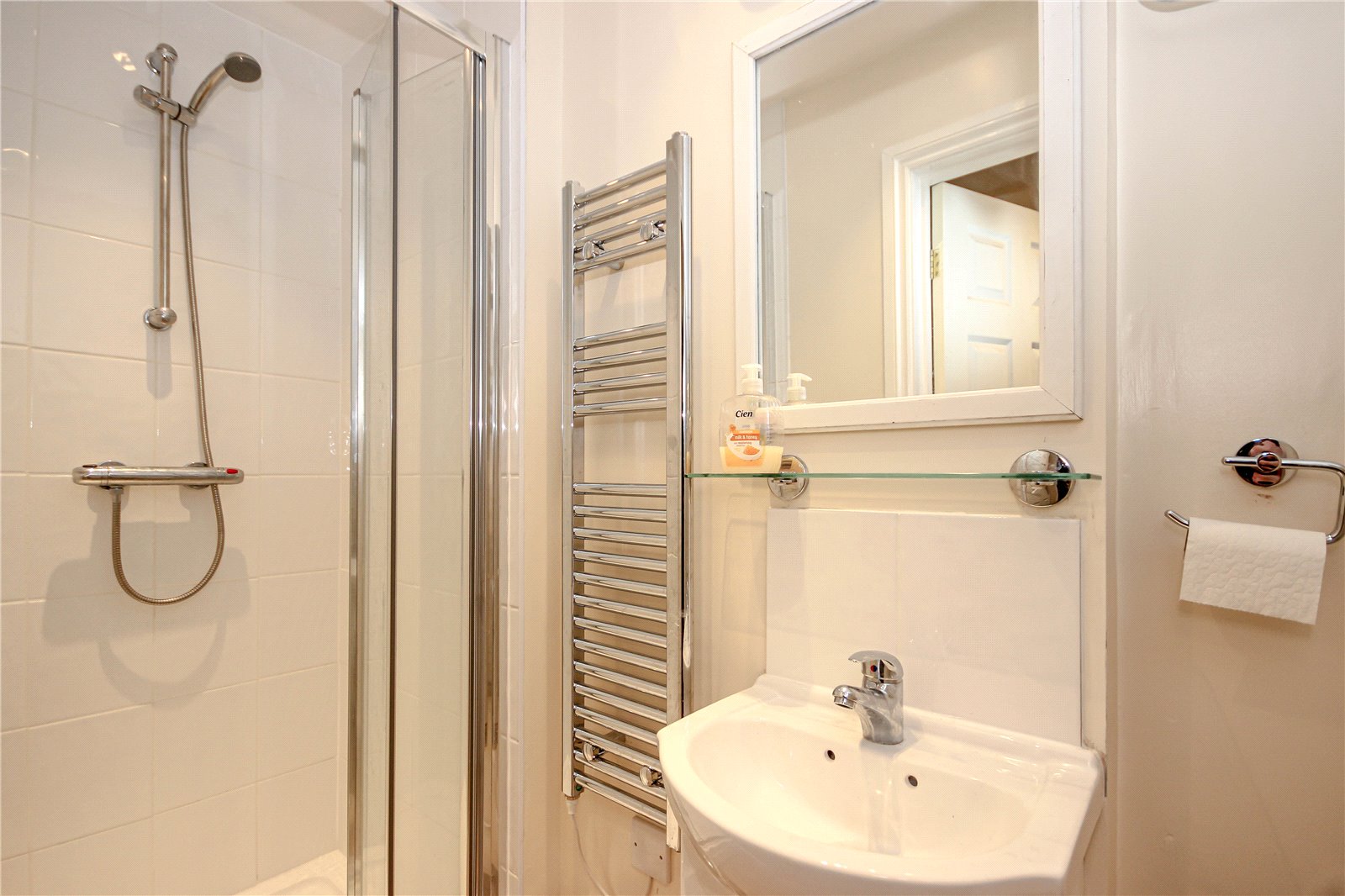 5 bedroom House to let in Southmead, Bristol