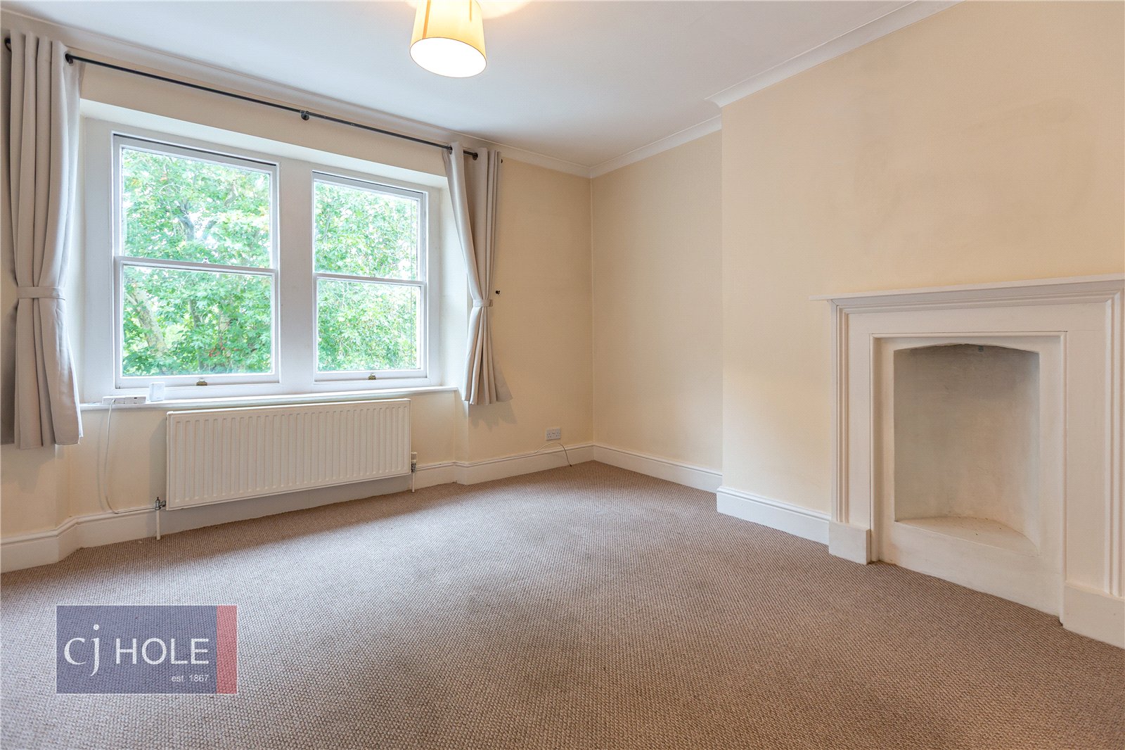 2 bedroom Flat to let in Clifton, Bristol