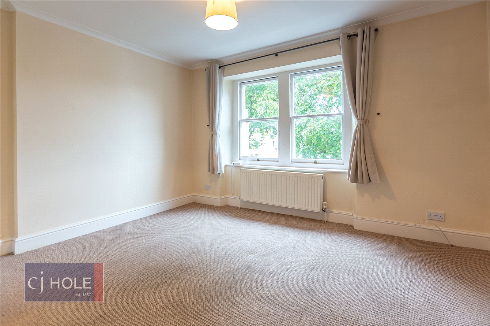 2 bedroom Flat to let in Clifton, Bristol