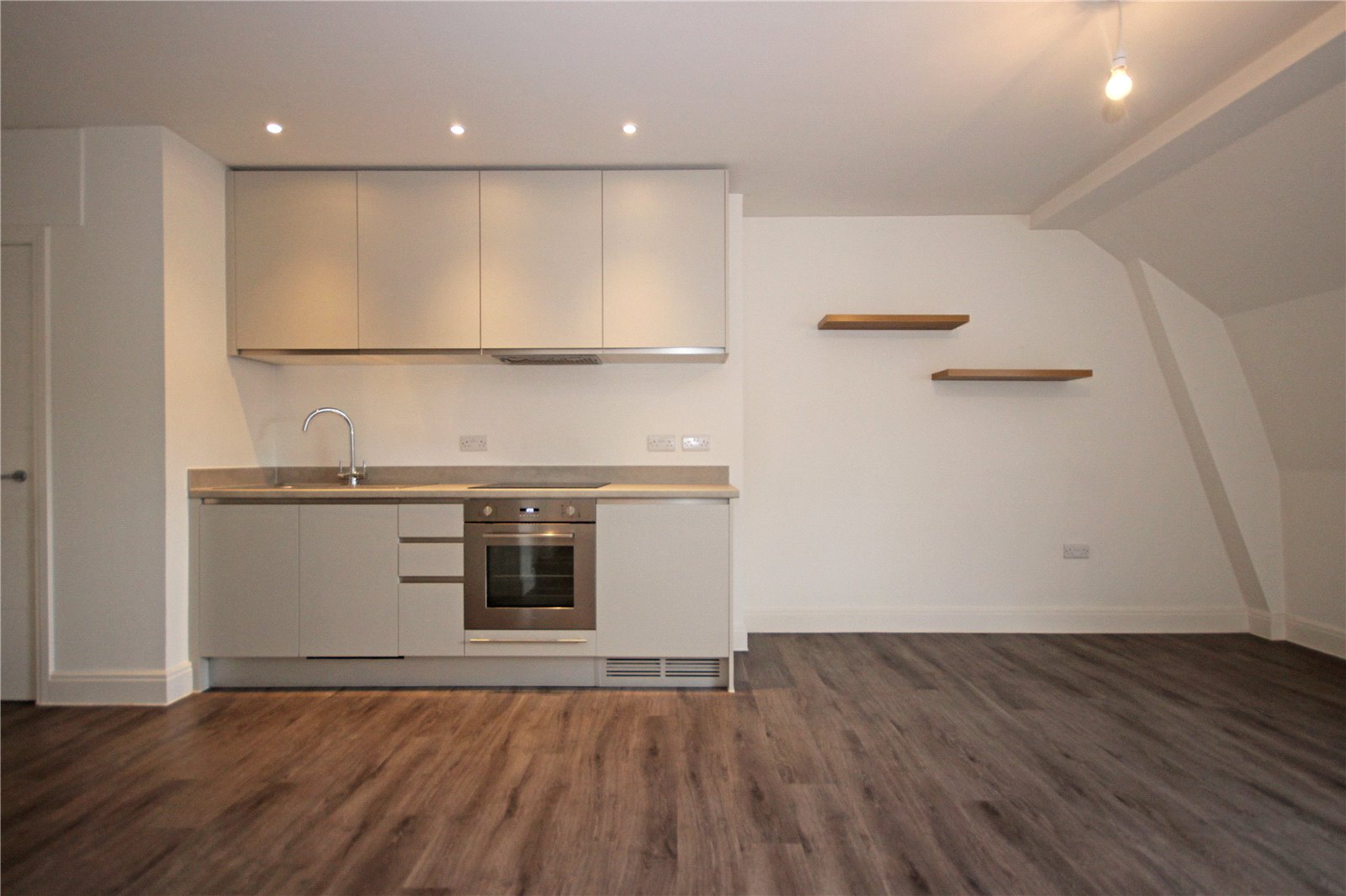 2 bedroom Flat to let in St. Paul Street, City Centre, Bristol