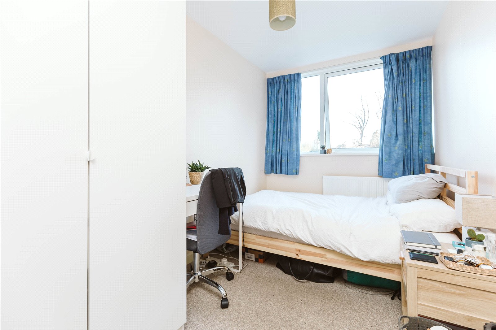 3 bedroom Flat to let in Hazelwood Road, Stoke Bishop, Bristol