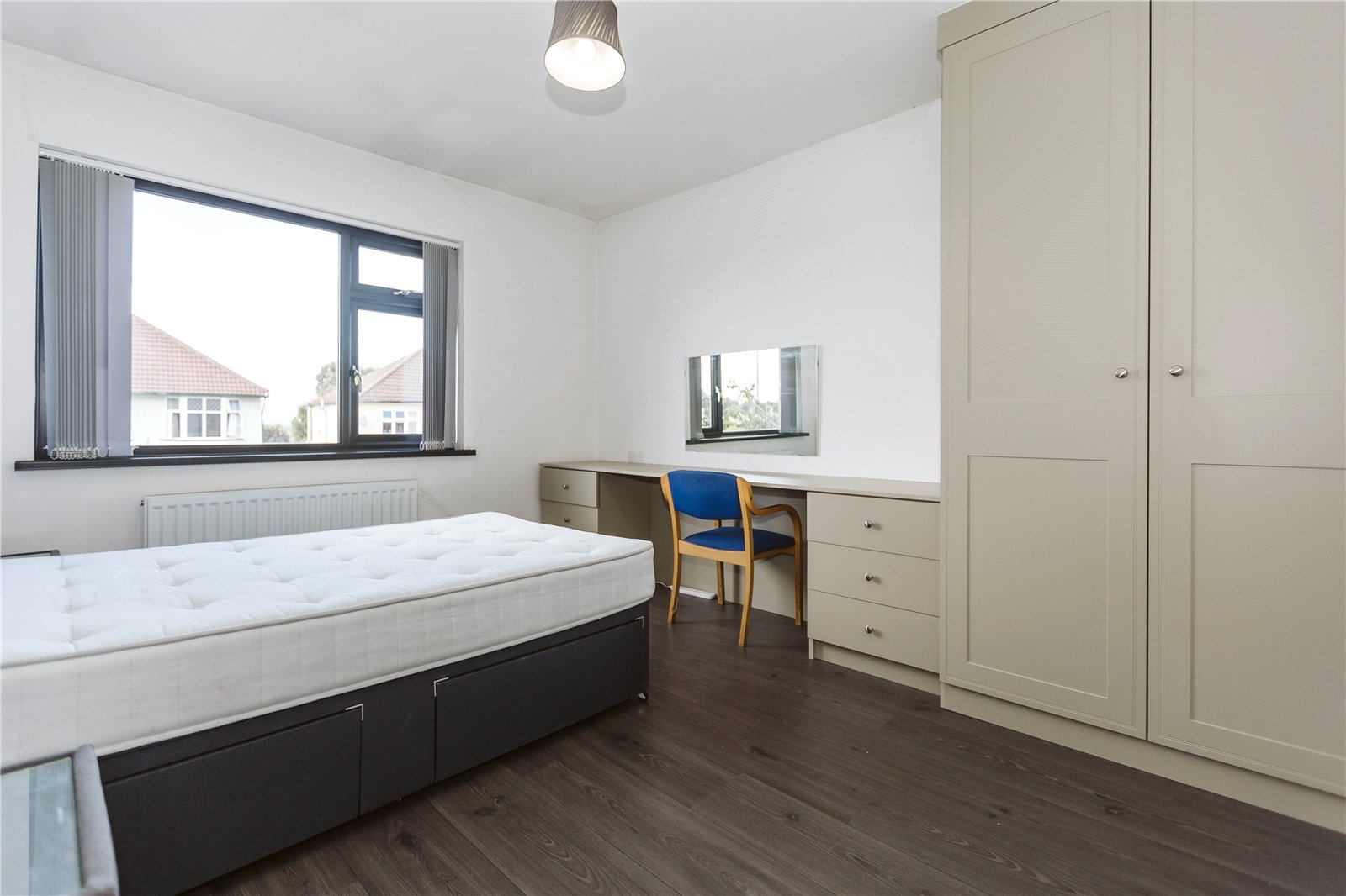 5 bedroom House to let in Southmead, Bristol