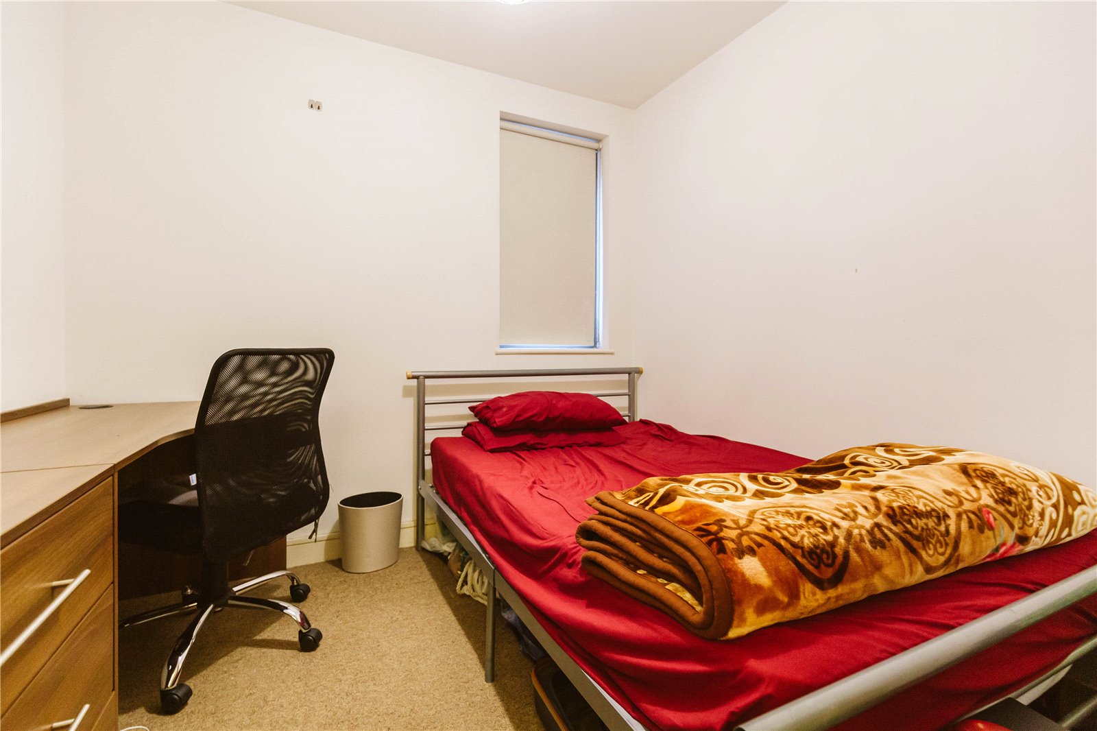 4 bedroom Flat to let in Station Road, Montpelier, Bristol