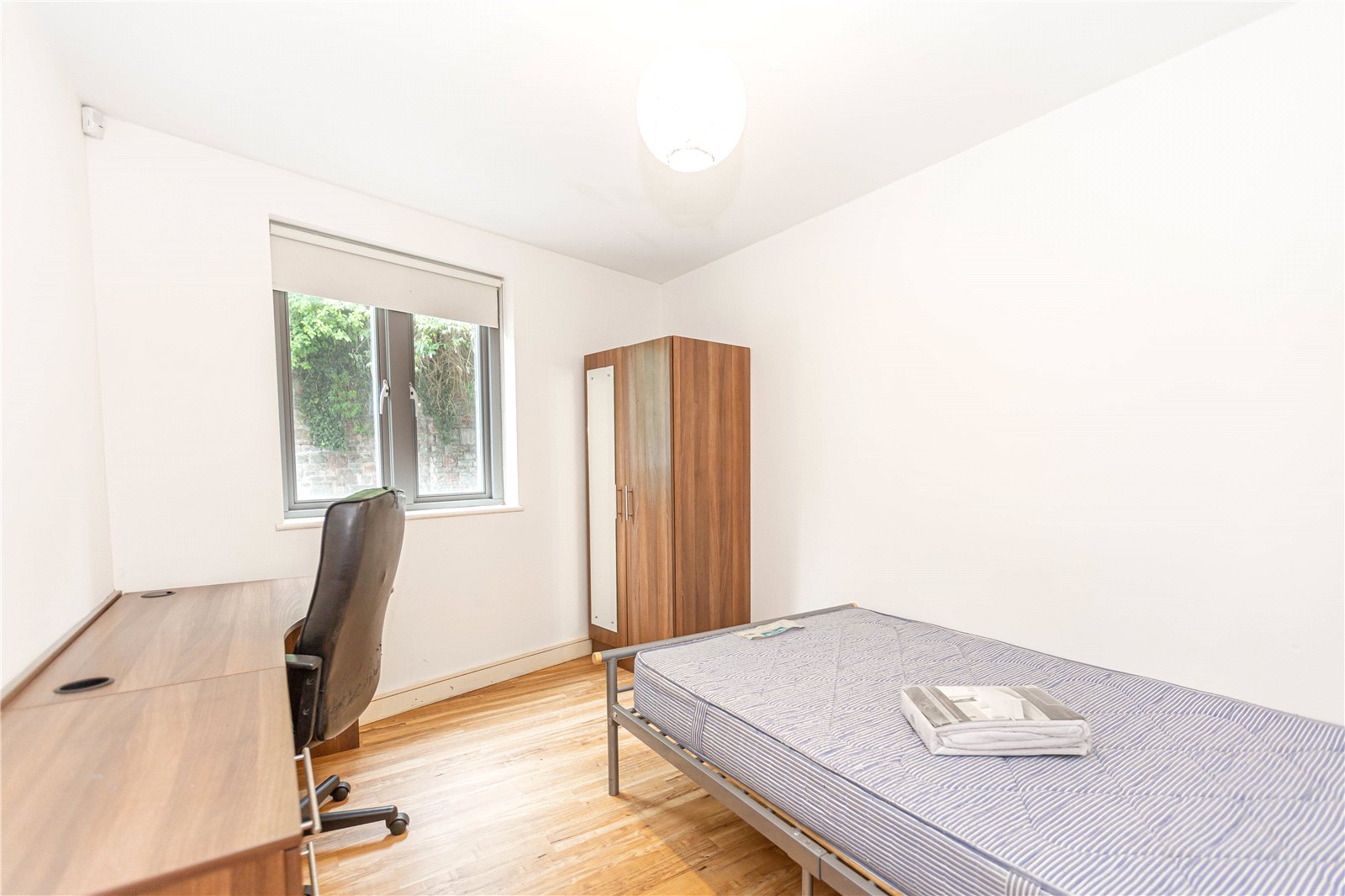 3 bedroom Flat to let in Station Road, Montpelier, Bristol