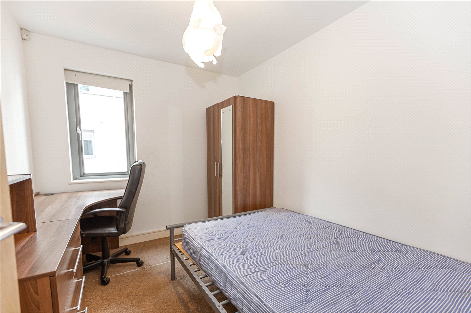 3 bedroom Flat to let in Station Road, Montpelier, Bristol