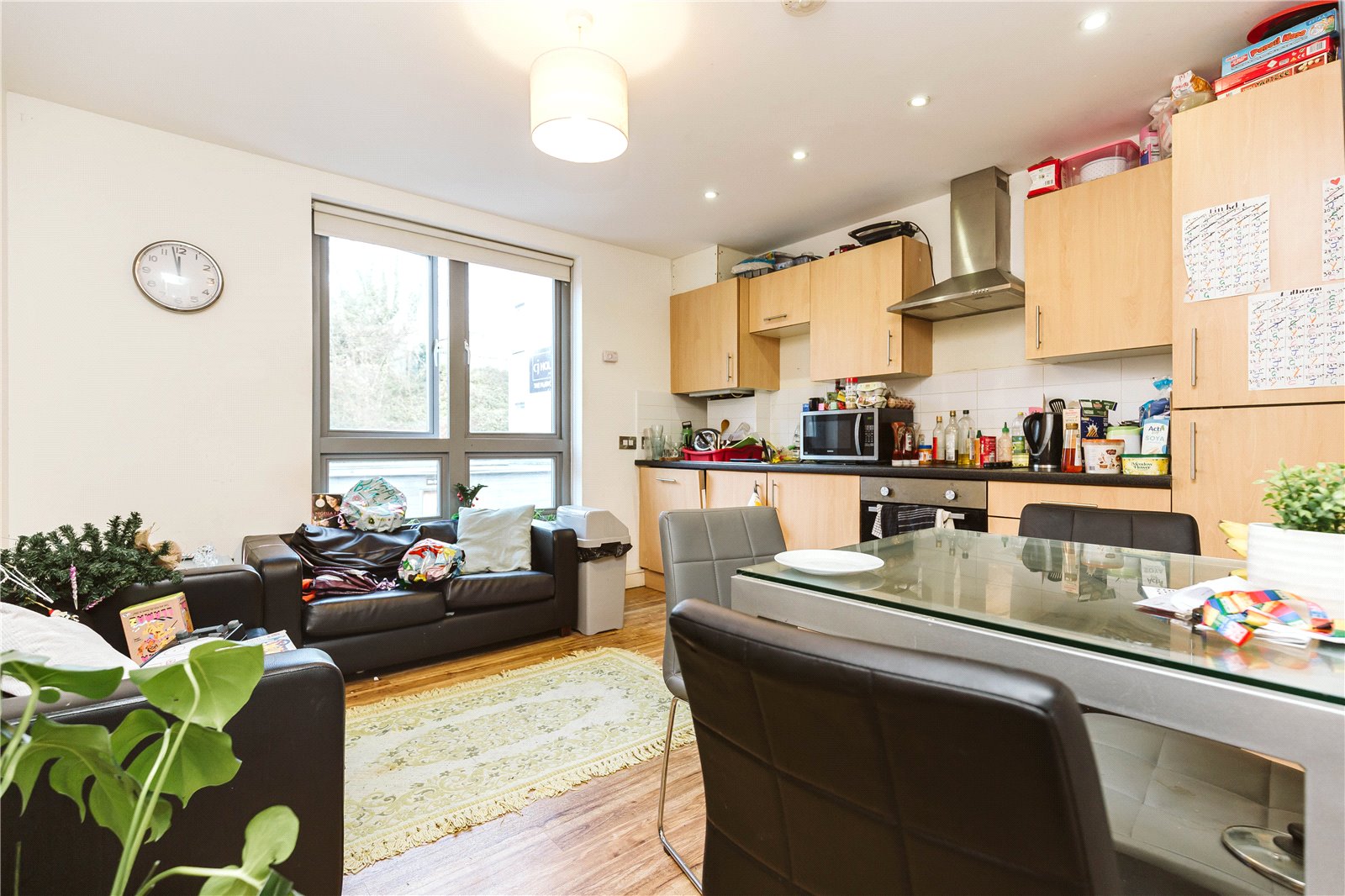 4 bedroom Flat to let in Station Road, Montpelier, Bristol
