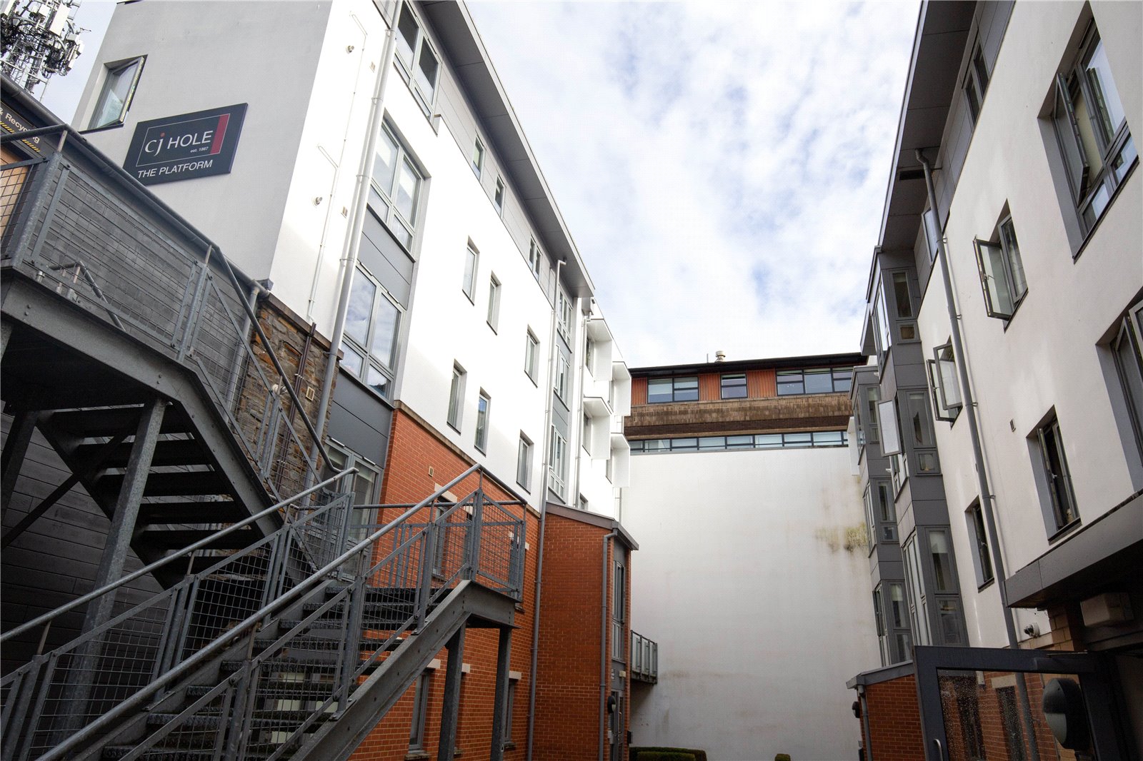 4 bedroom Flat to let in Station Road, Montpelier, Bristol