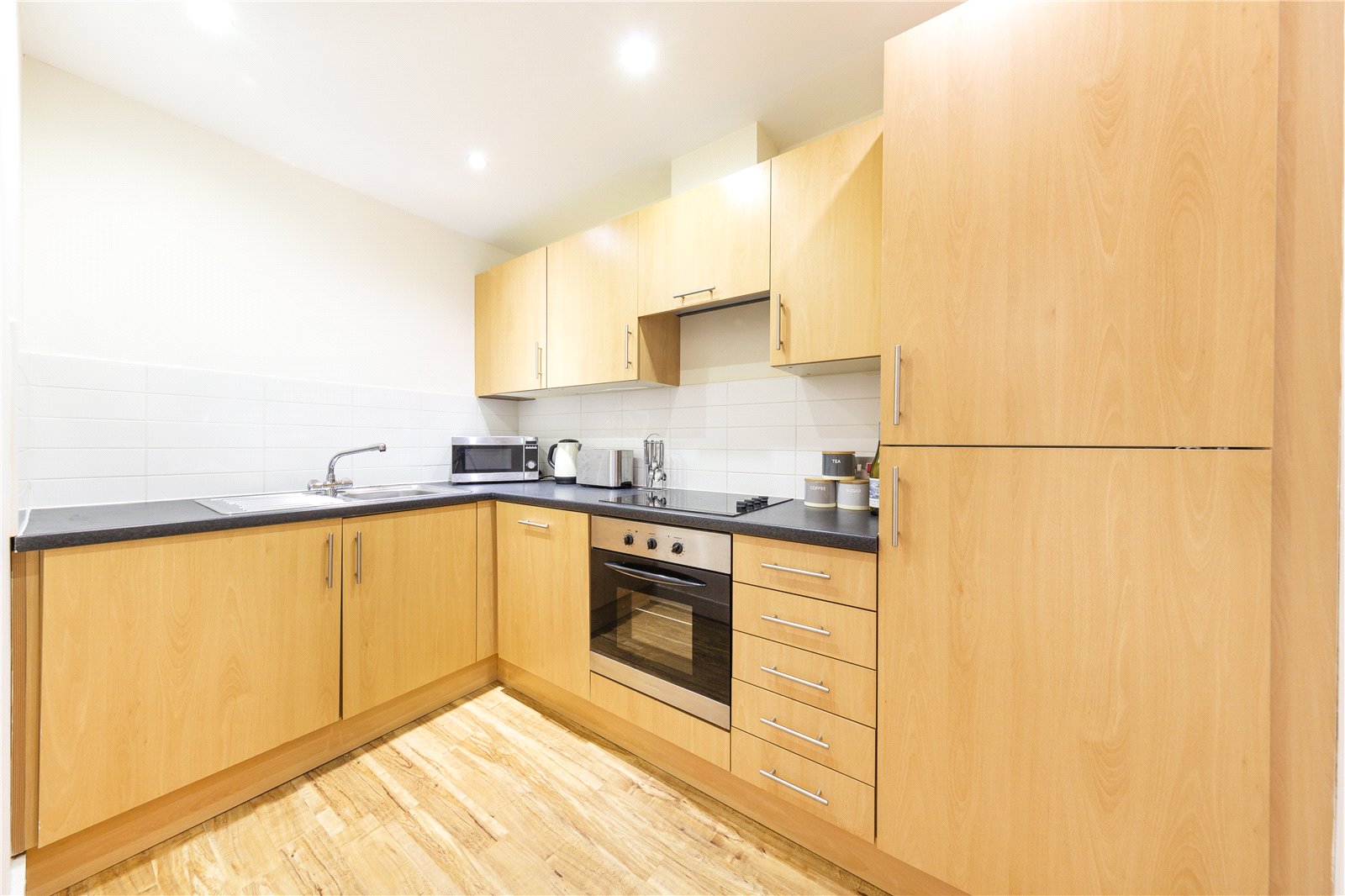 3 bedroom Flat to let in Station Road, Montpelier, Bristol