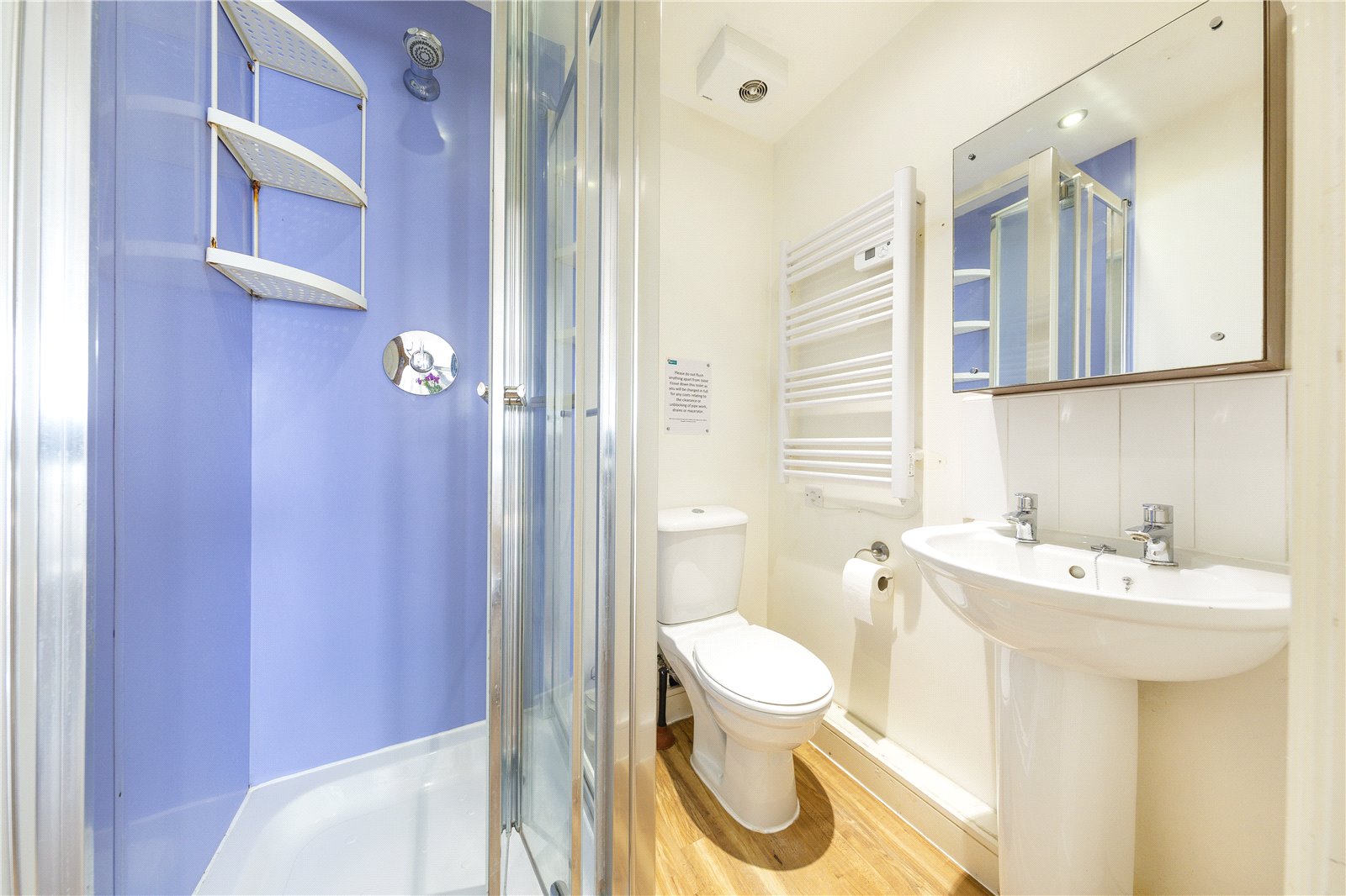 3 bedroom Flat to let in Station Road, Montpelier, Bristol