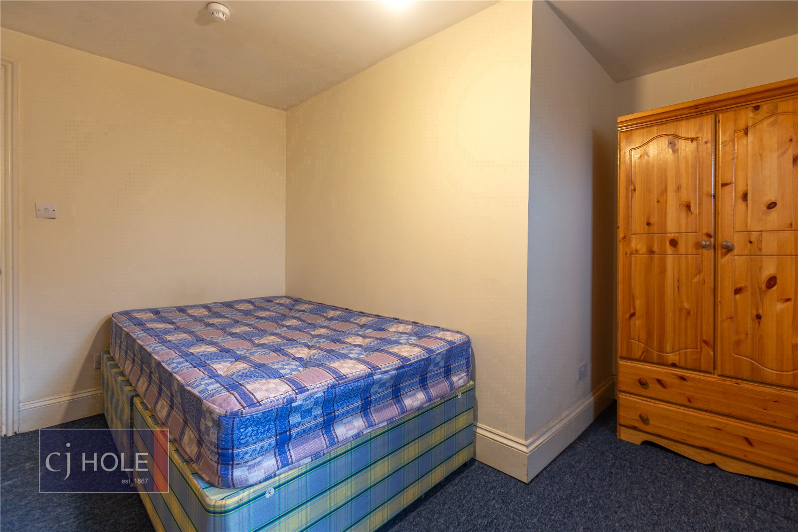 3 bedroom Flat to let in Montpelier, Bristol