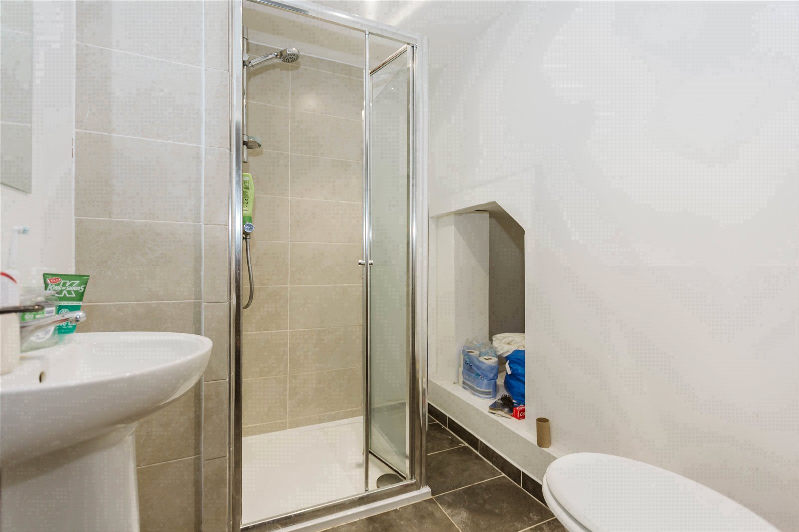 6 bedroom Flat to let in Bristol