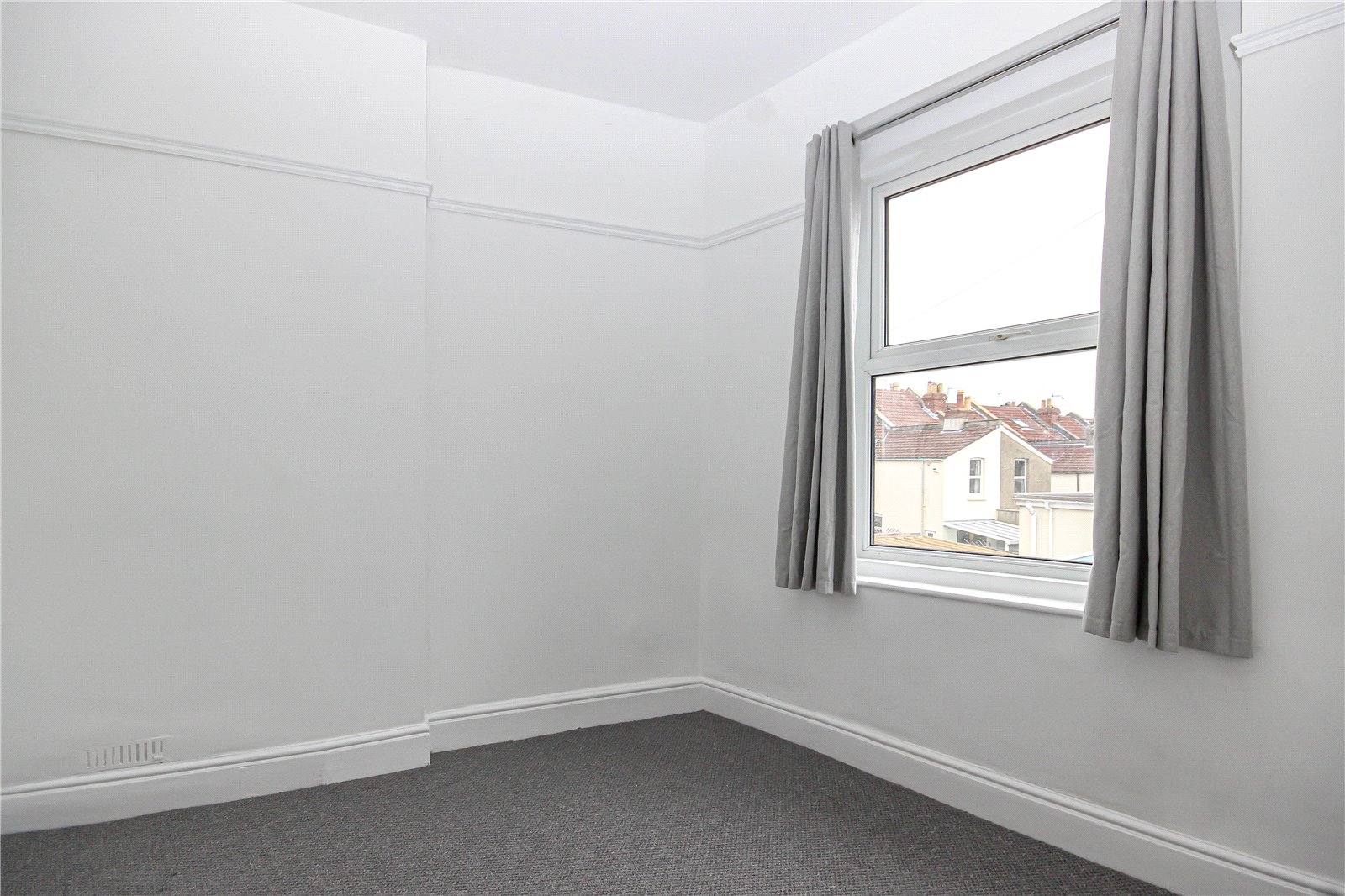 5 bedroom House to let in Horfield, Bristol