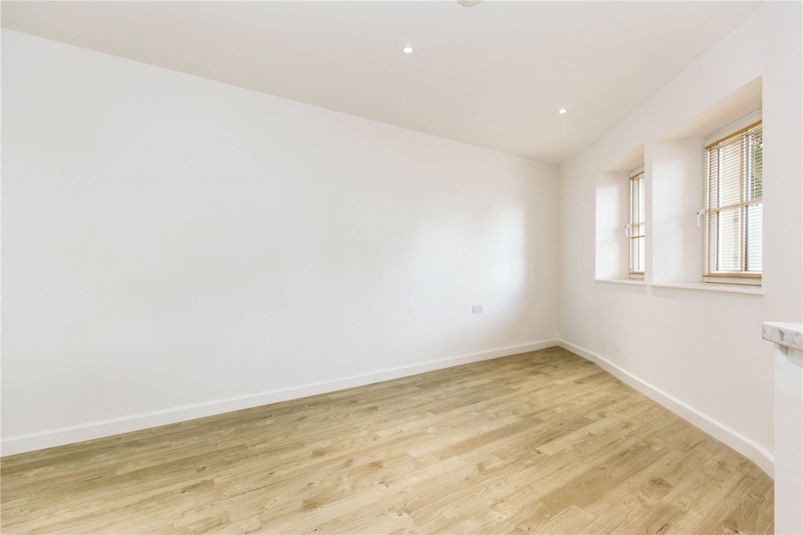 1 bedroom Flat to let in Old Market, Bristol